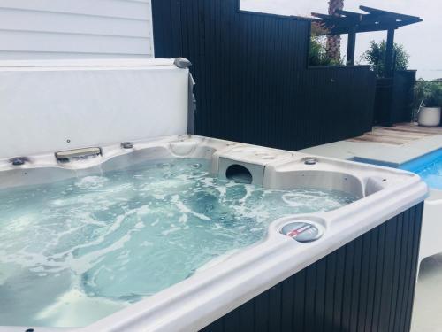 Hotel Waiheke Island Resort