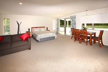 Willowbrook B&B And Cottages