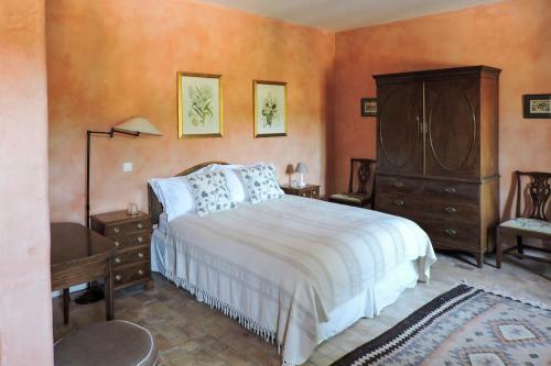 Palaja Villa Sleeps 22 With Pool