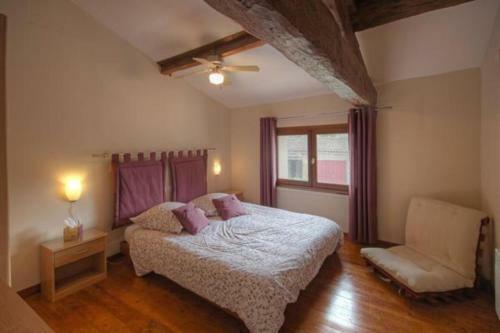 2-bed Cottage With Access To Garden And Pool!