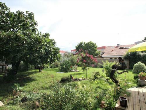 G�te Pau, 4 Pi�ces, 5 Personnes - Fr-1-384-783