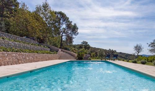 Pegomas Villa Sleeps 8 With Pool And Air Con