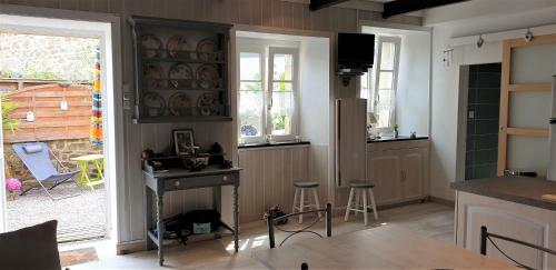 Villa Maison Typique de P�cheur, R�nov�e Avec Wifi � Perros-guirec - R�f 867