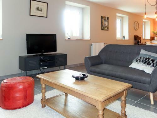 Holiday Home Les Volets Rouges - Peu101