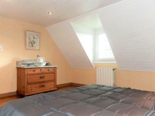 Holiday Home Les Volets Rouges - Peu101