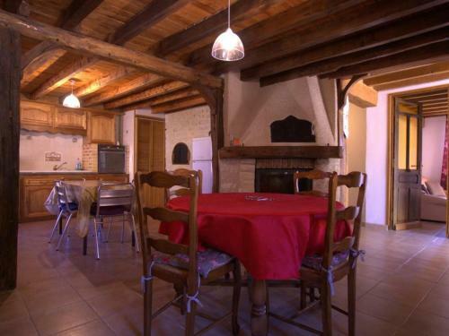 G�te Piney, 2 Pi�ces, 4 Personnes - Fr-1-543-56