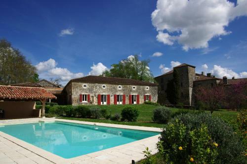 Ch�teau De Poudenas