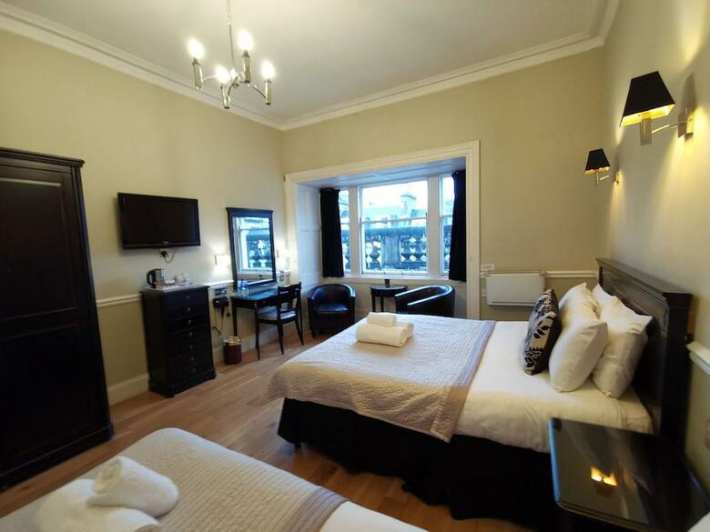 Lairg Hotel