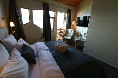 Brekkestranda Fjordhotel