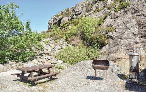 Holiday Home Kvalav�g Tresvikv. II