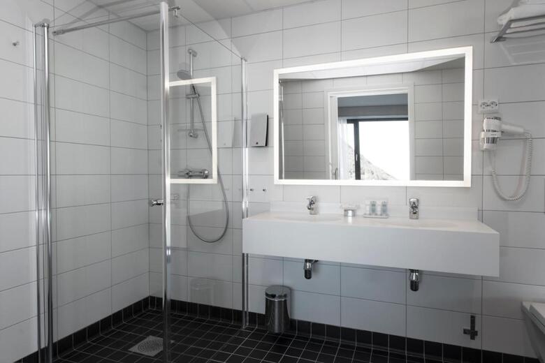 Thon Hotel Fosnav�g