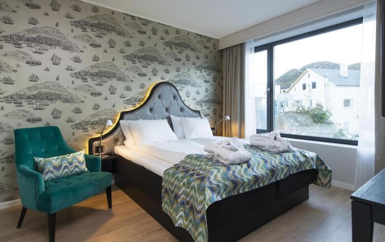 Thon Hotel Fosnav�g