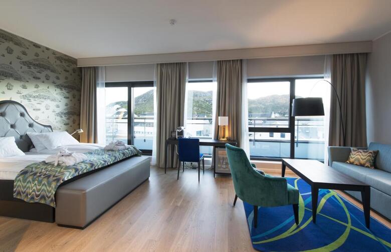 Thon Hotel Fosnav�g