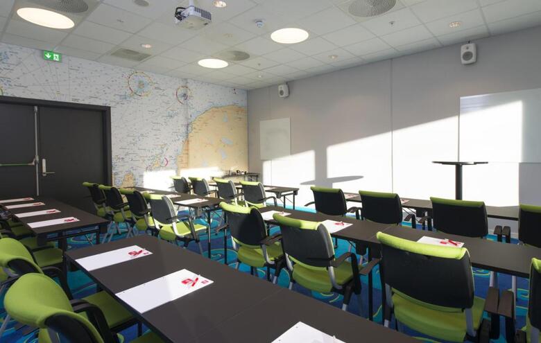 Thon Hotel Fosnav�g