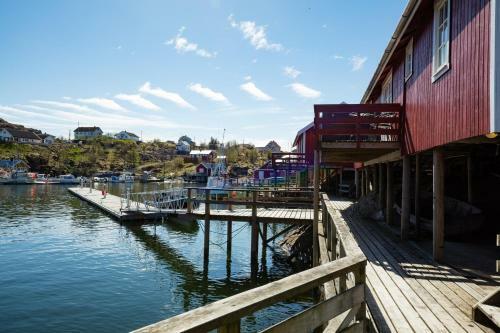 Bed & Breakfast A Brygge - Restaurant Lofoten