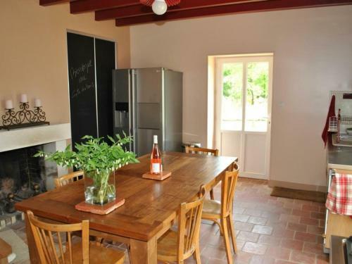 G�te Razines, 4 Pi�ces, 6 Personnes - Fr-1-381-218
