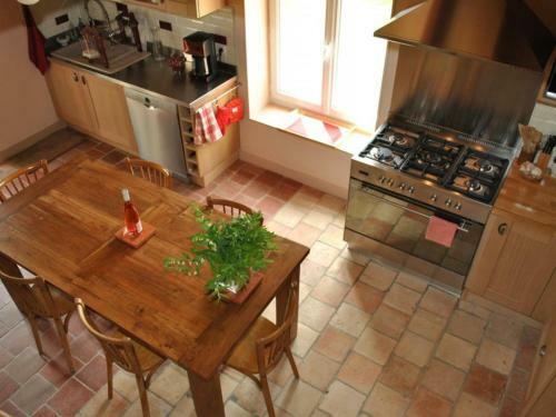 G�te Razines, 4 Pi�ces, 6 Personnes - Fr-1-381-218