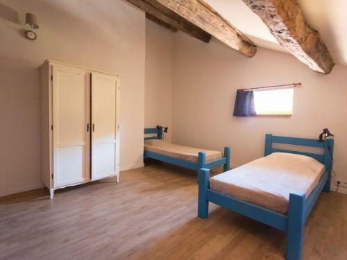 Charming Holiday Home In Rieussec With Swimming Pool