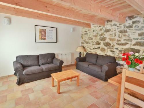 Charming Holiday Home In Rieussec With Swimming Pool