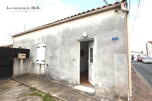Maison De Ville � Rochefort