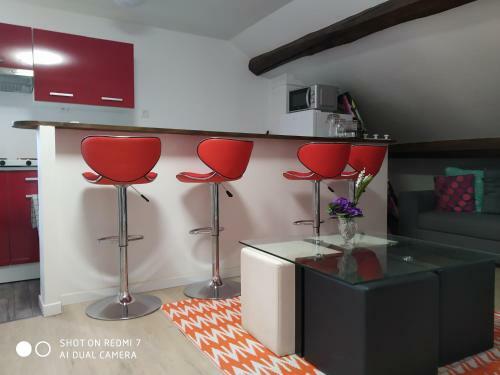Hostal Small Budget Rooms