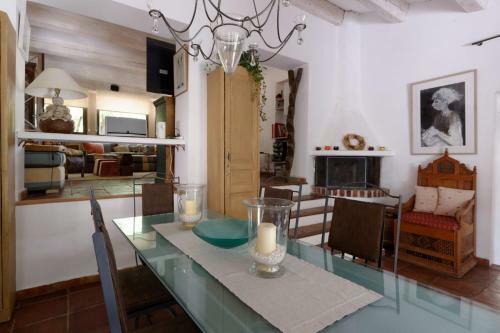 Villa Le Bastidoun Proven�al House