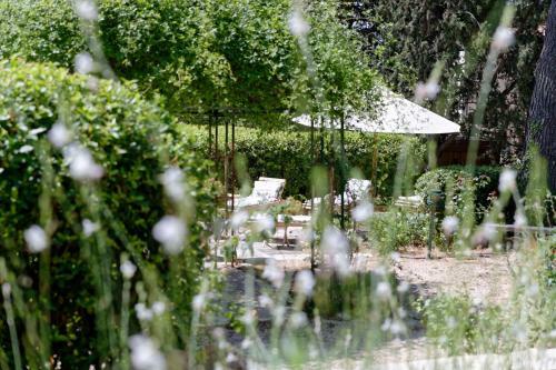 Villa Le Bastidoun Proven�al House