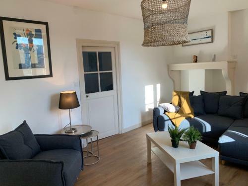 Hostal Ch�teau Du Mauny