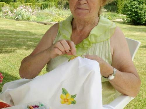 G�te Rouilly-sacey, 3 Pi�ces, 4 Personnes - Fr-1-543-46