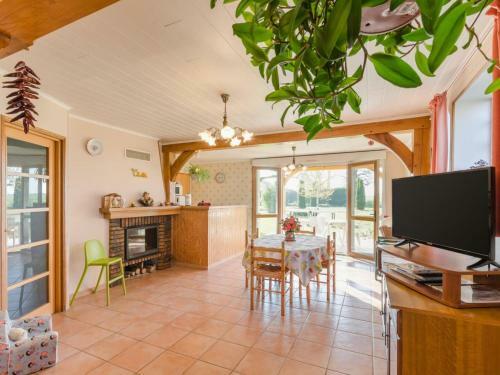 G�te Rouilly-sacey, 3 Pi�ces, 4 Personnes - Fr-1-543-46
