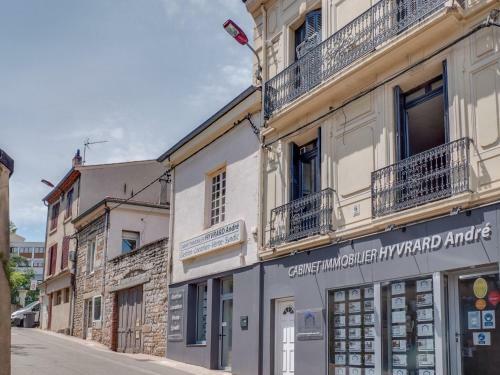 Blissful Apartment In Saint Chamond With Balcony