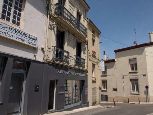 Simplistic Apartment In Saint Chamond Near Shopping Street