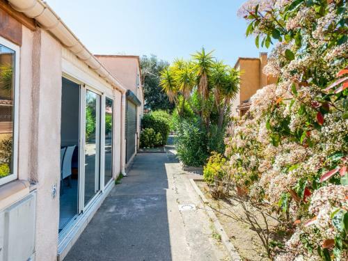 Holiday Home Les Patios de La Mer