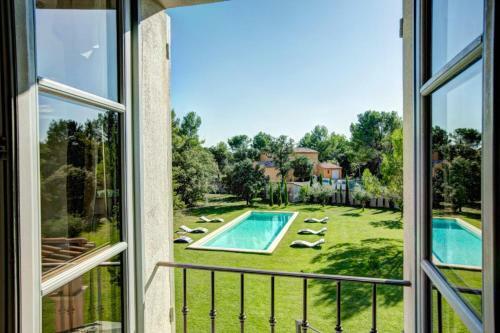 Saint-didier Villa Sleeps 9 Pool Wifi
