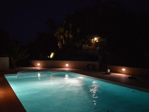 Bright Villa In Sainte-maxime With Private Pool