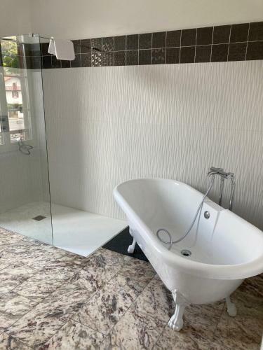 Hostal Maison Graciateguy