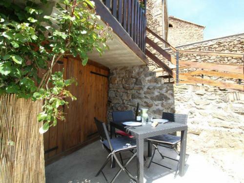 G�te Saint-ilpize, 3 Pi�ces, 4 Personnes - Fr-1-582-93