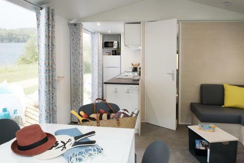 Camping Les Amiaux **** - Maeva