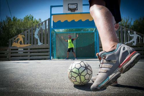 Camping Le Bois Joly Proche Centre Ville