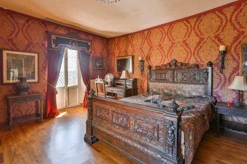 Maine D'euche Chateau Sleeps 30 Pool Wifi
