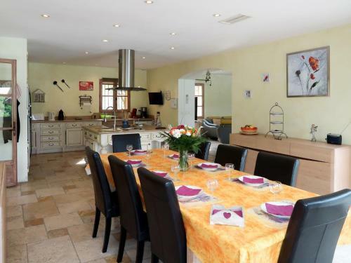 Holiday Home Villa Des Anges - Foq350