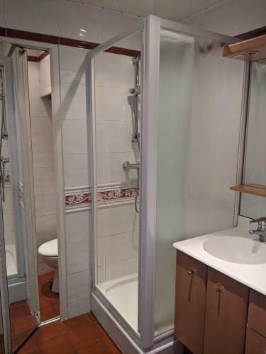 Apartamento Bright Studio With Balcony 150m From The Beach