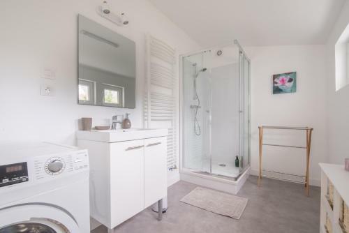 Spacieuse Maison R�nov�e, 4 Chambres Et Jardin