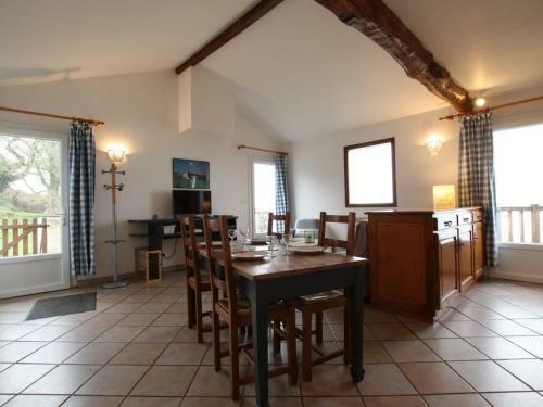 G�te Saint-michel , 3 Pi�ces, 4 Personnes - Fr-1-384-623