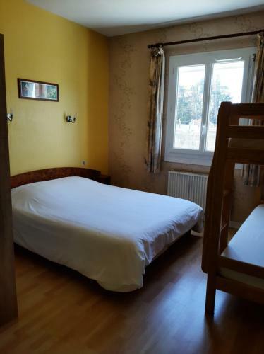 Hotel Home Des Pins Sarl