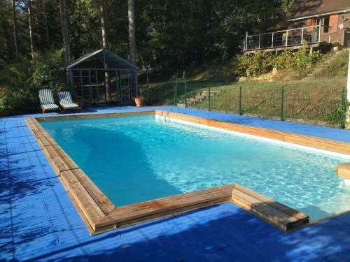 G�te Saint-pompont, 2 Pi�ces, 2 Personnes - Fr-1-616-26