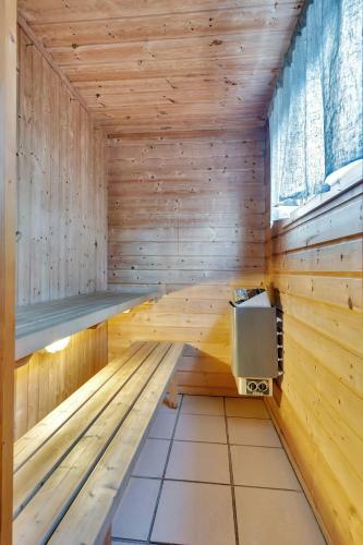 Lodge Manndalen Sj�buer