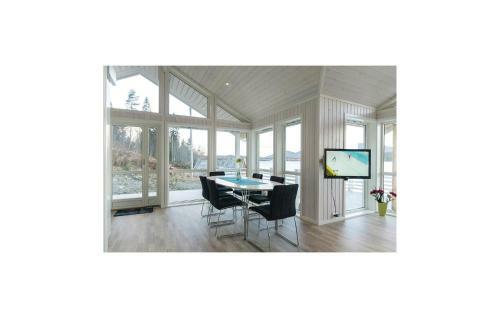 Holiday Home Skodje H�yvika