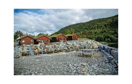 Holiday Home Ikornnes Hytte