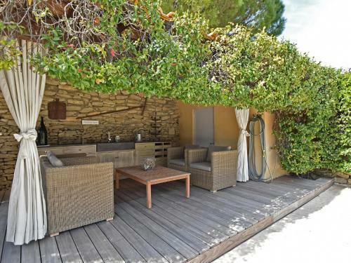 Villa Fr-00016-87